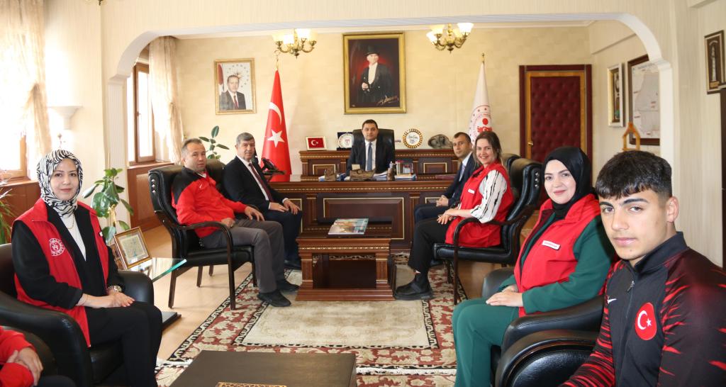 GENÇLİK HAFTASI MAKAM ZİYARETİ
